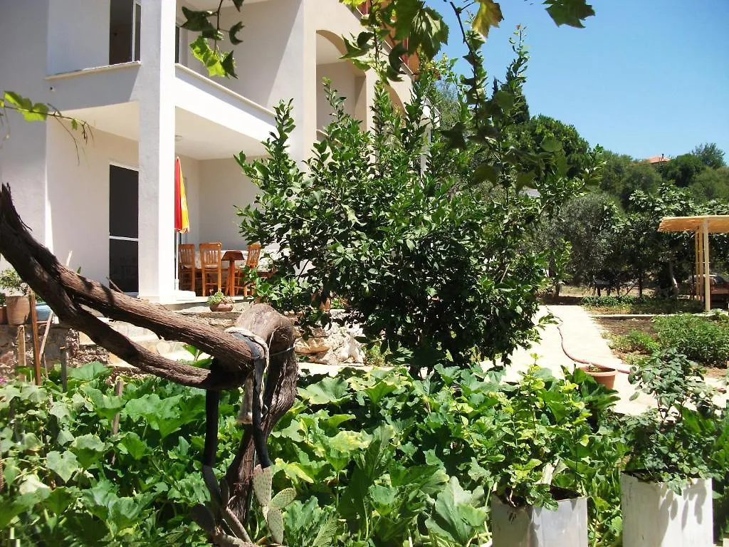 Daire Bozburun Unlu Apart Otel