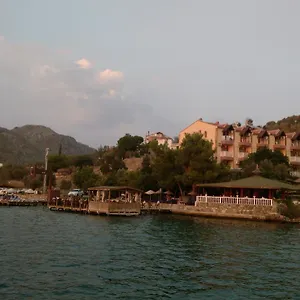 3* Otel Mete